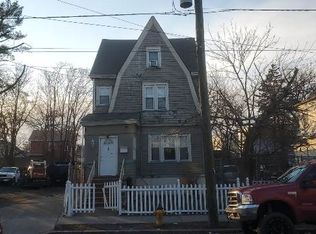 301 Sanford St, East Orange, NJ 07018