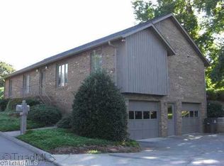 200 Barrington Pl, Winston Salem, NC 27104