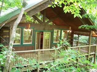 48 Mossy Branch Rd, Topton, NC 28781