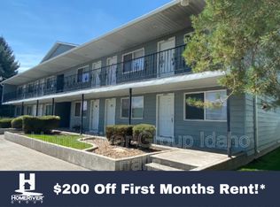 2498 1st St, Idaho Falls, ID 83401