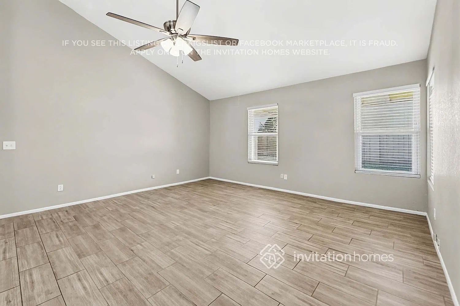 8403 W Windrose Dr Peoria, AZ 85381 — Photo 4