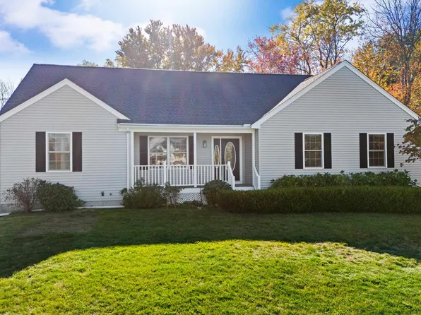 22 Maple Rd, North Hampton, NH 03862