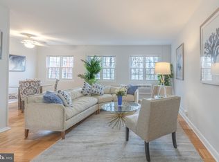 3526 Martha Custis Dr, Alexandria, VA 22302