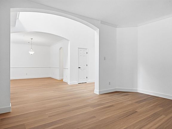 4th image of 13605 Amber Dawn Ct