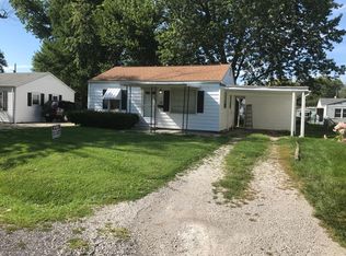 10 Hedge Dr, Springfield, IL 62702