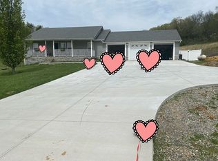 655 Pigeon Hollow Rd, Afton, TN 37616