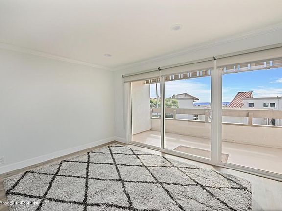 2nd image of 3514 Calle Verano