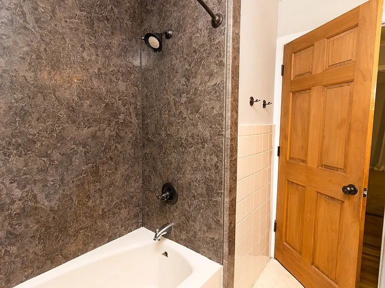 917 Brynwood Dr — Photo 31