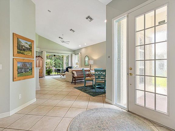 5th image of 575 SW St Kitts Cove