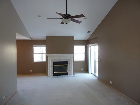 3rd image of 74 Holmes Way Unit D