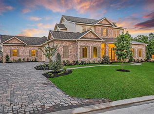 2111 Coach St, Conroe, TX 77384