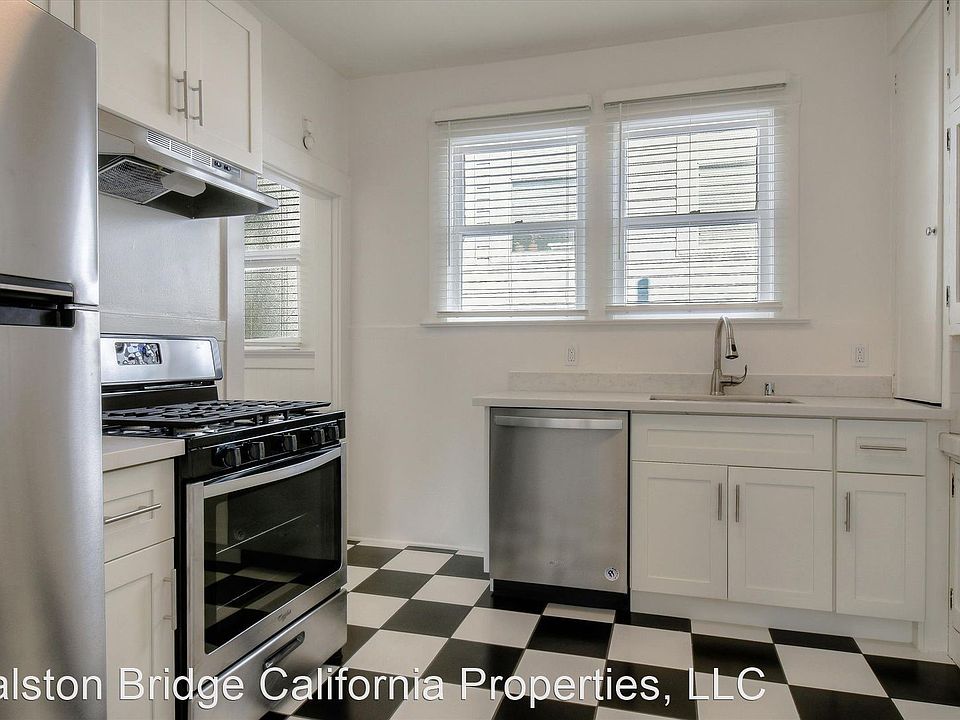 1st image of 2120 California St #13