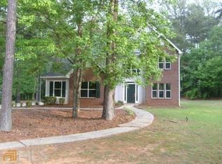 11 Le Paradis Blvd, Sharpsburg, GA 30277