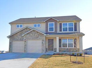 1215 SW Sapperton Rd, Lees Summit, MO 64083