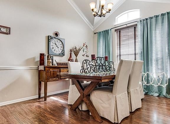 5th image of 2601 Alsatia Dr