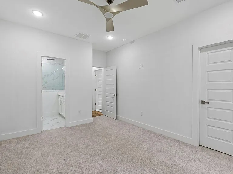 8109 Hamlet St #A — Photo 14