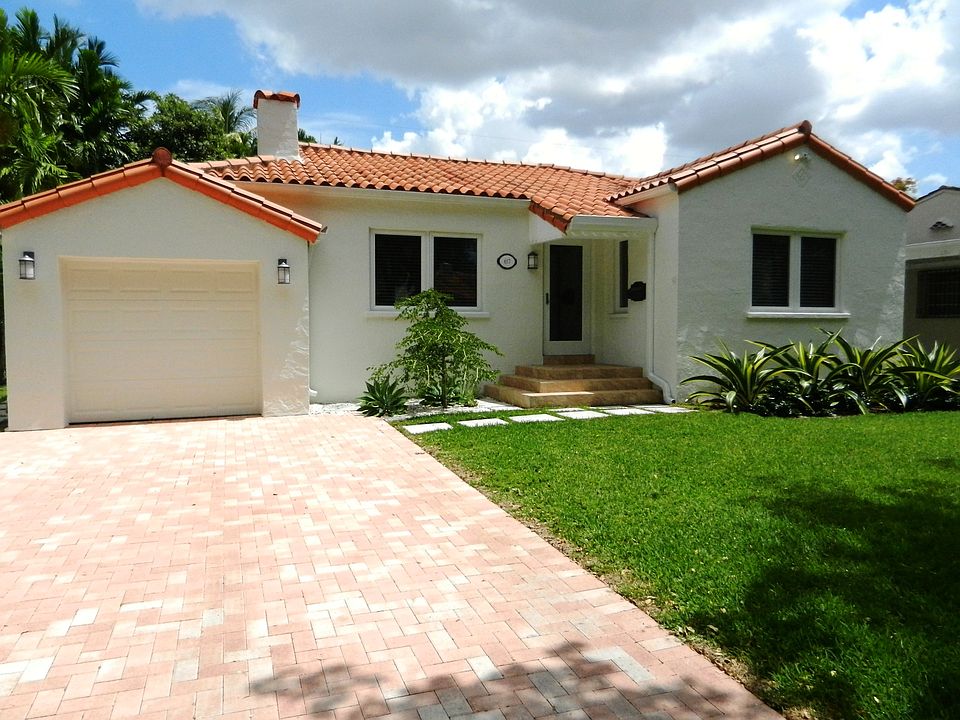 1st image of 617 Zamora Ave