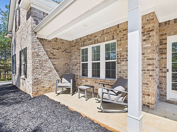 4th image of 1048 Crosswinds Dr