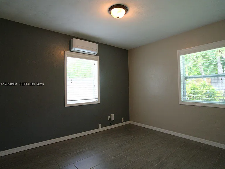 1701 NE 16th Ave — Photo 15