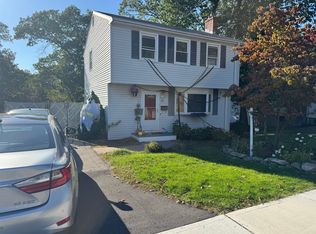 42 Parkview Rd, Reading, MA 01867