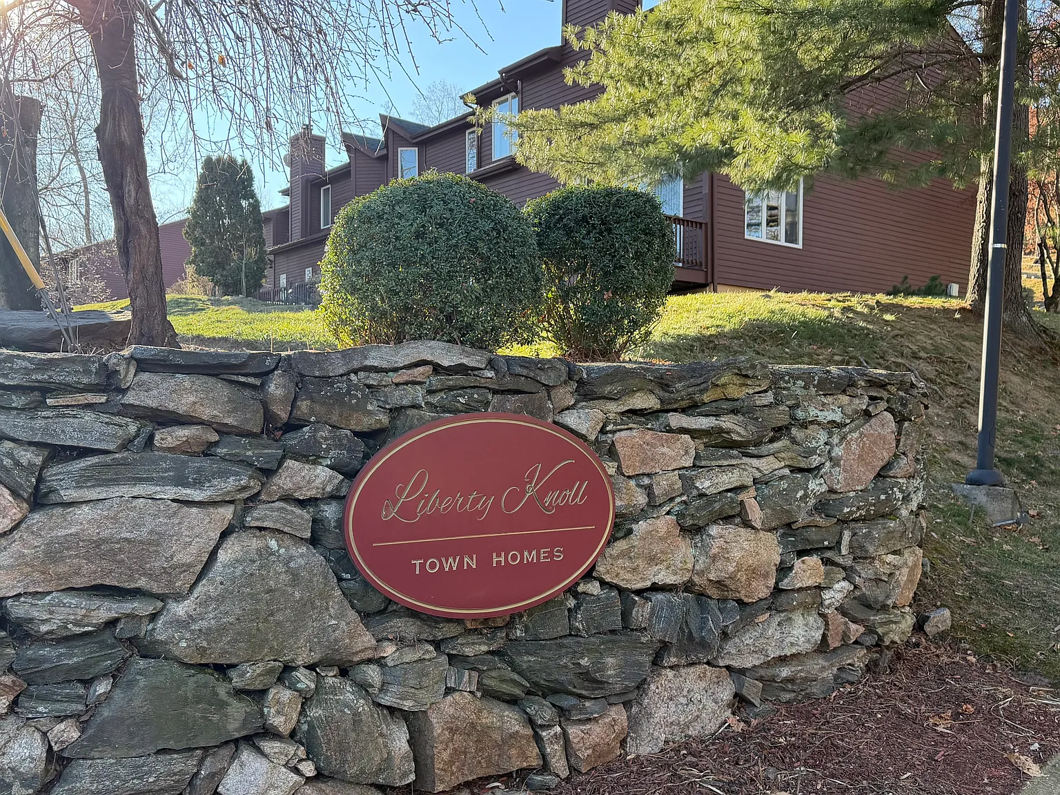 1 bed, 1.5 bath, 1452 sqft, $3,700 — Photo 3