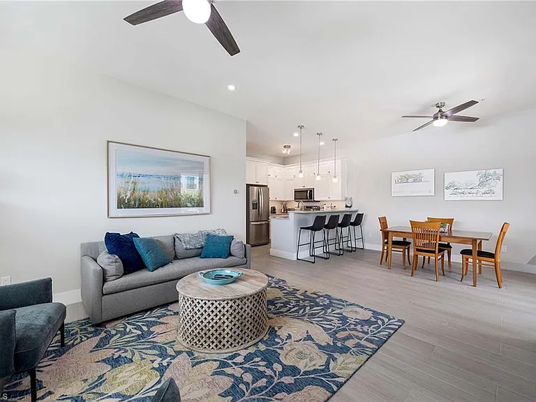 1395 Curlew Ave #4-3 — Photo 3
