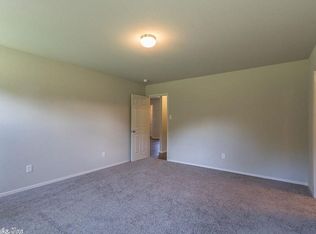 2915 Beechwood Dr, Conway, AR 72032