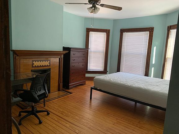 5th image of 1465 Highland St