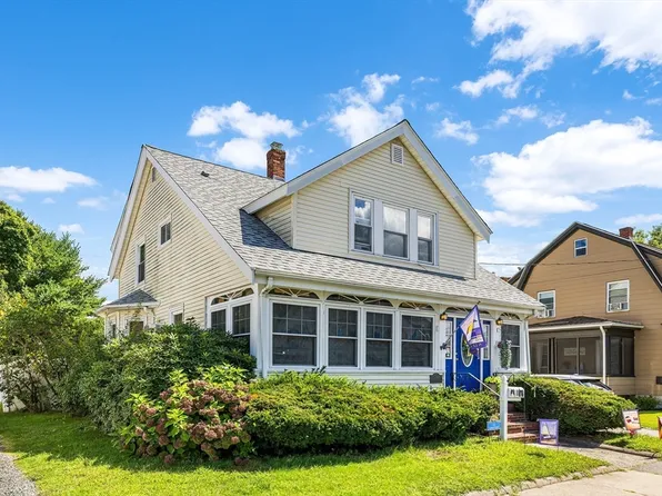 11 Blakeley St, Lynn, MA 01905
