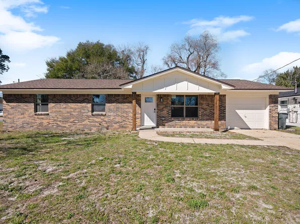 36 Cape Dr, Fort Walton Beach, FL 32548