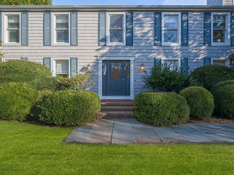 147 Coopers Farm Rd — Photo 1