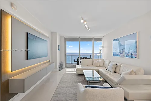 6799 Collins Ave #1404 Photo 1