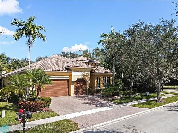 2nd image of 12025 NW 78th Pl