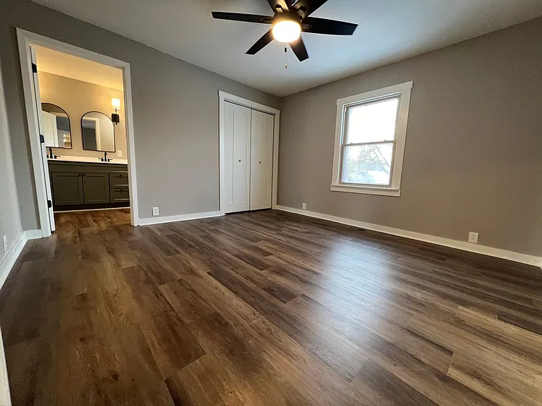 571 Stevenson St — Photo 14