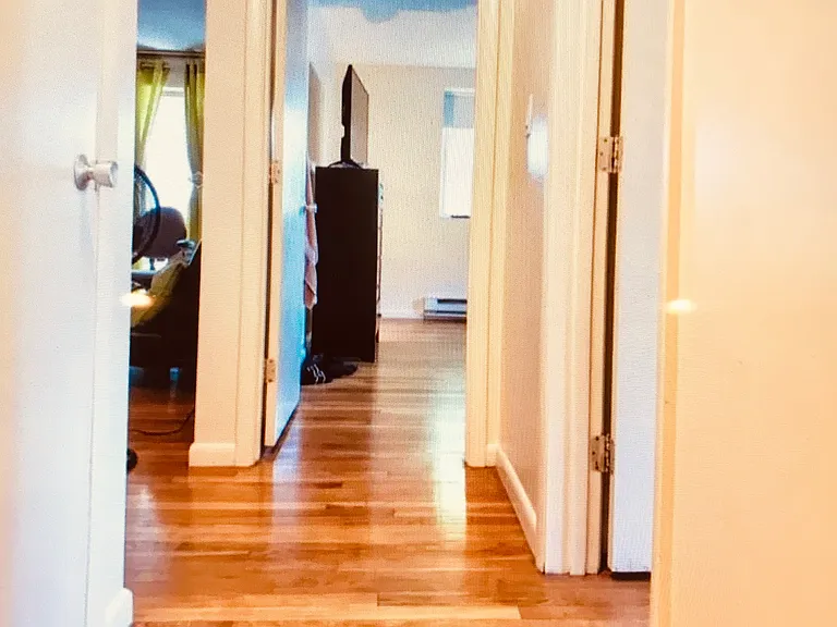 525 Talbot Ave — Photo 8