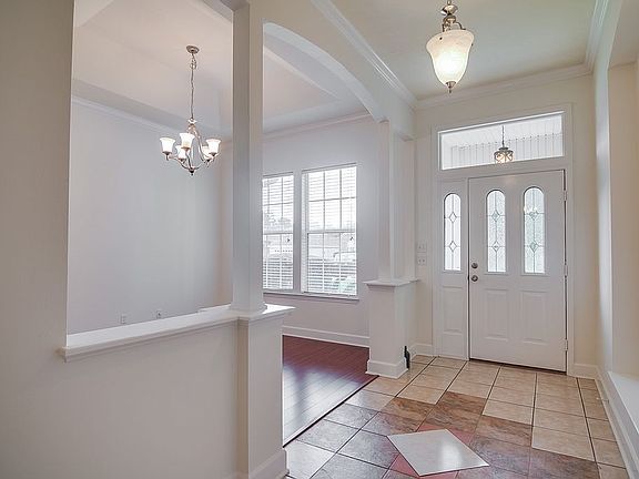 3rd image of 5404 Whistler Dr
