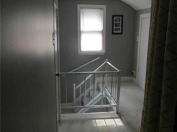 2nd image of 146 Pine St