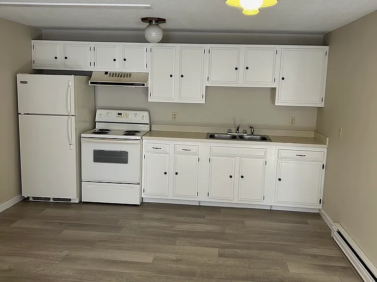 325 Ashland Ave — Photo 8