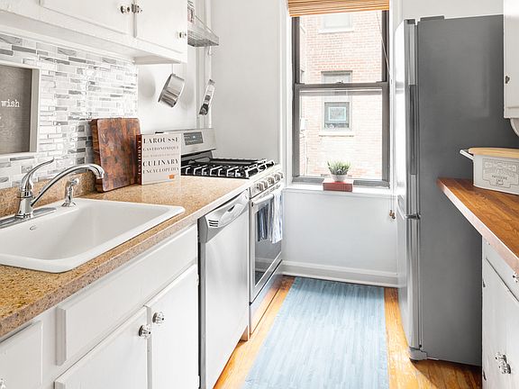 3rd image of 60 Cooper St APT 5H