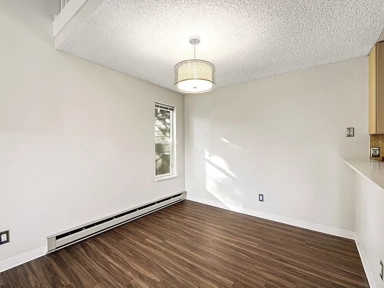 Starboard Apartments — Photo 37