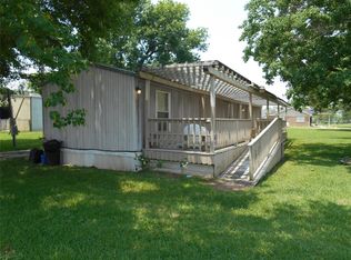 4001 Redell Rd, Baytown, TX 77521