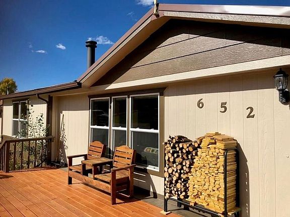 2nd image of 652 Crawford Ln