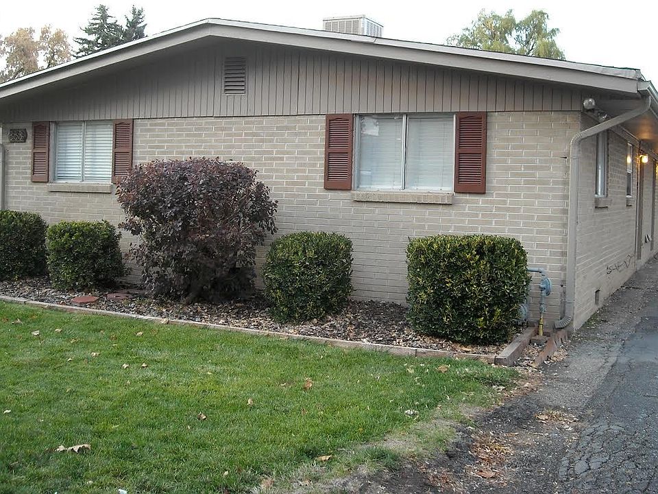 1st image of 863 E Logan Ave APT 4