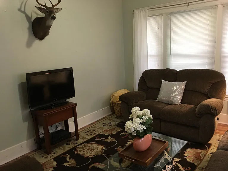 1017 Dayton St SW #1 — Photo 7