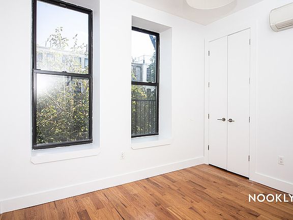 4th image of 308 Jefferson St #2F