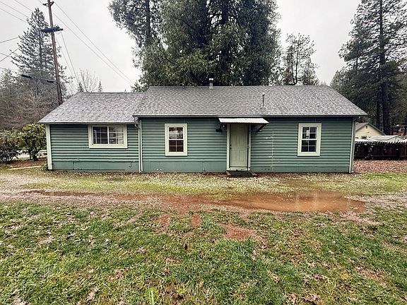 2nd image of 10886 Pine Hill Dr