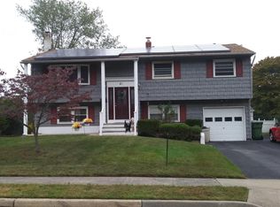 21 Kierst St, Parlin, NJ 08859