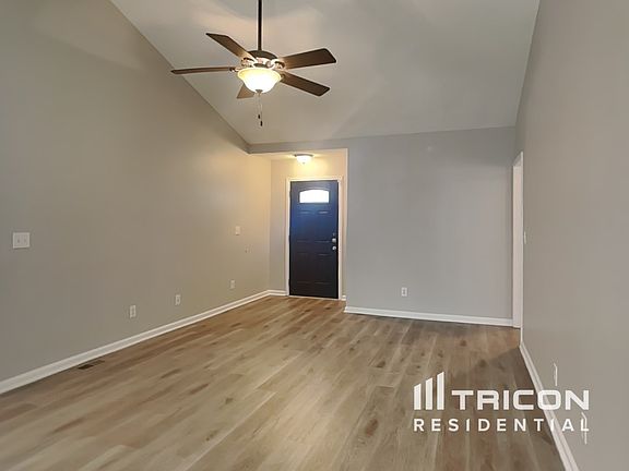 4th image of 232 Grassmire Dr