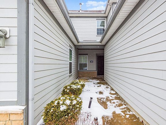 4th image of 590 Redwood Ln