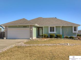16401 S 87th St, Papillion, NE 68046